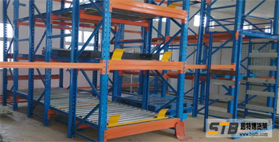 Gravity shelves-013